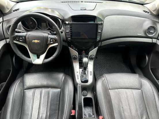 CHEVROLET-CRUZE-2015