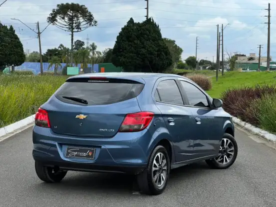 CHEVROLET-ONIX-1.4 MPFI LTZ 8V FLEX 4P MANUAL CHEVROLET-ONIX-2014