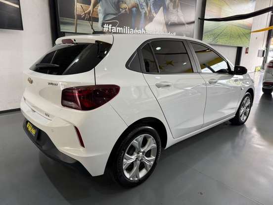 CHEVROLET-ONIX-2023