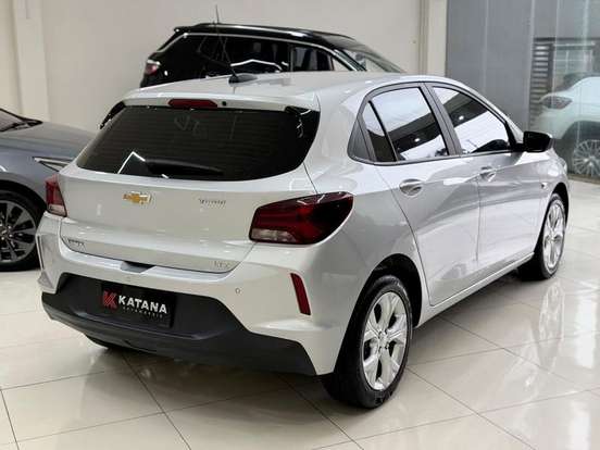 CHEVROLET-ONIX-2022