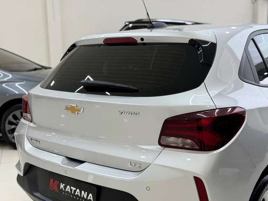 CHEVROLET-ONIX-2022