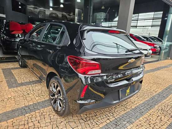 CHEVROLET-ONIX-2023