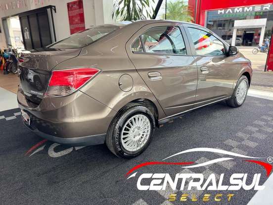 CHEVROLET-PRISMA-2013