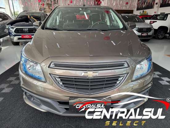 CHEVROLET-PRISMA-2013