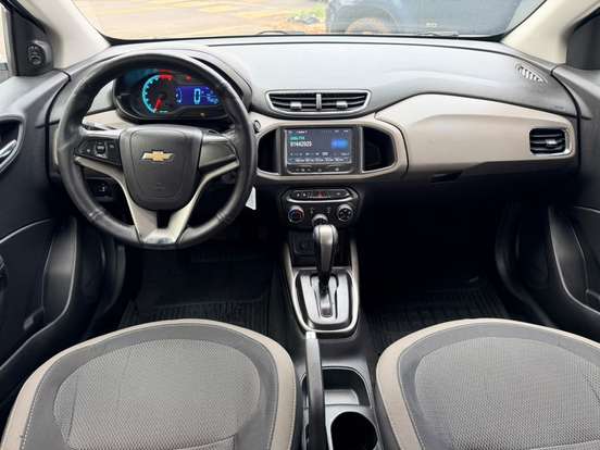 CHEVROLET-PRISMA-2014