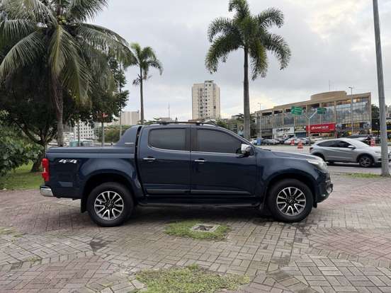 CHEVROLET-S10-2.8 HIGH COUNTRY 4X4 CD 16V TURBO DIESEL 4P AUTOMÁTICO CHEVROLET-S10-2016