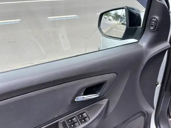 CHEVROLET-SPIN-2015