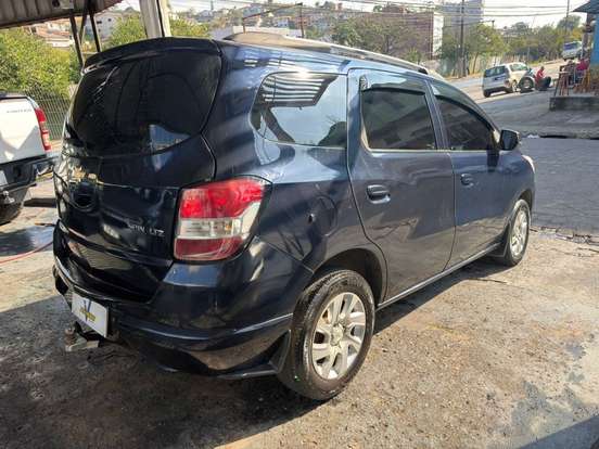 CHEVROLET-SPIN-2015