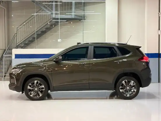CHEVROLET-TRACKER-2024