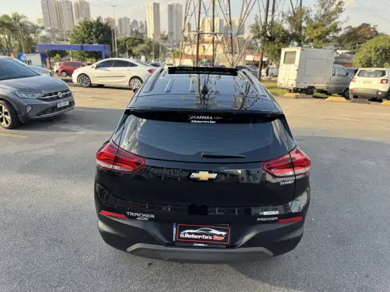 CHEVROLET-TRACKER-2023