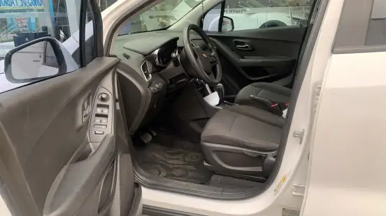 CHEVROLET-TRACKER-2018