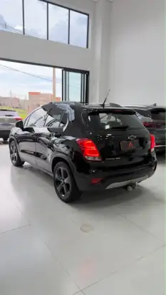 CHEVROLET-TRACKER-2018