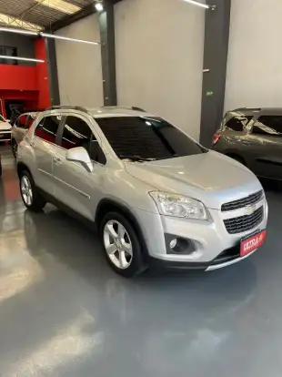 CHEVROLET-TRACKER-2015