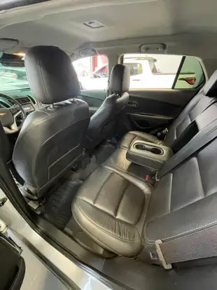 CHEVROLET-TRACKER-2015
