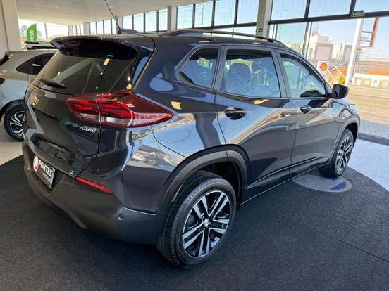 CHEVROLET-TRACKER-2024