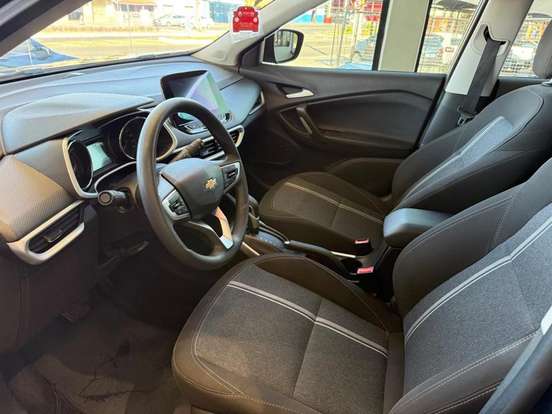 CHEVROLET-TRACKER-2024