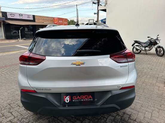 CHEVROLET-TRACKER-2022