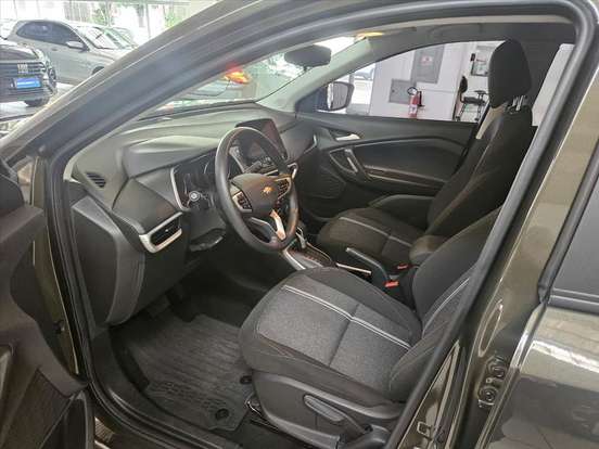 CHEVROLET-TRACKER-2024