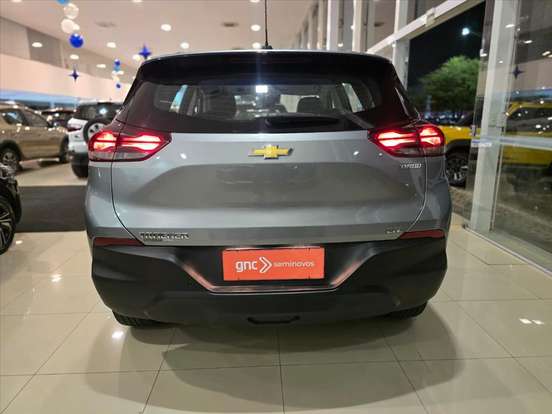 CHEVROLET-TRACKER-2023