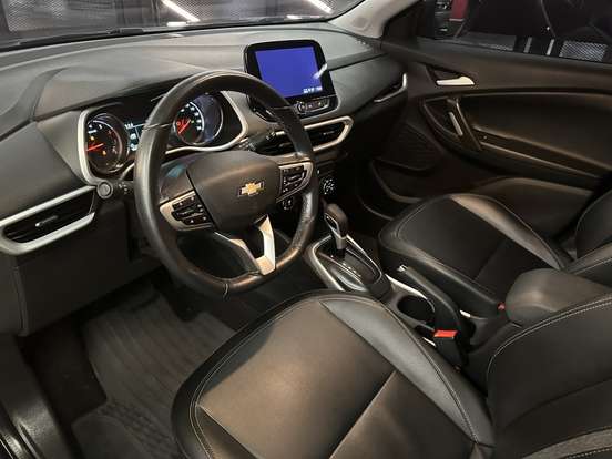 CHEVROLET-TRACKER-2024