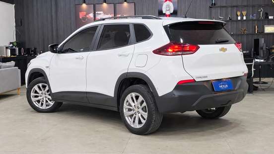 CHEVROLET-TRACKER-2022