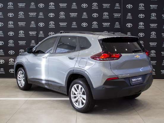 CHEVROLET-TRACKER-2025