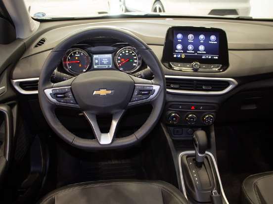 CHEVROLET-TRACKER-2025
