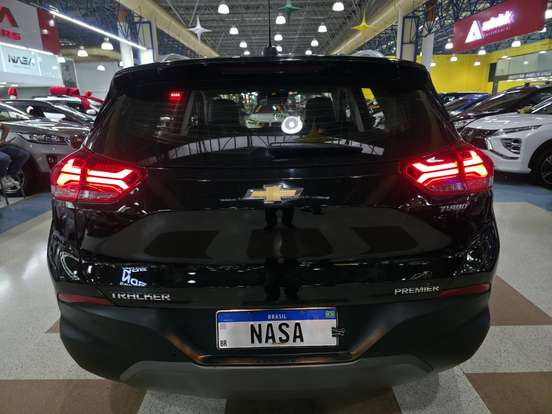 CHEVROLET-TRACKER-2022