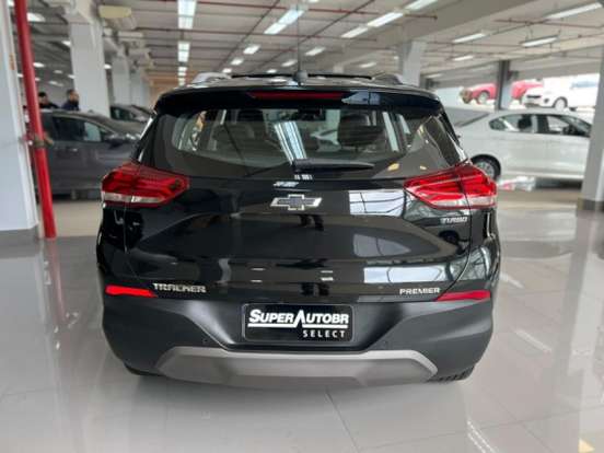 CHEVROLET-TRACKER-2024