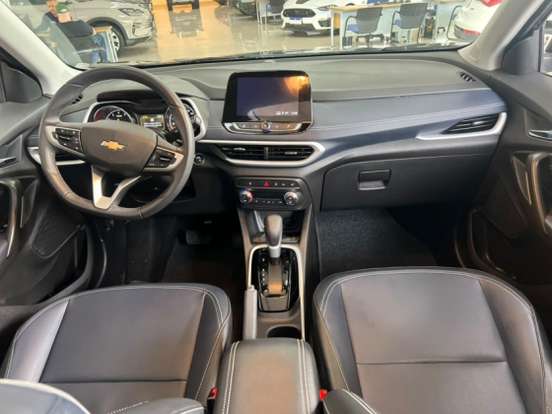 CHEVROLET-TRACKER-2024