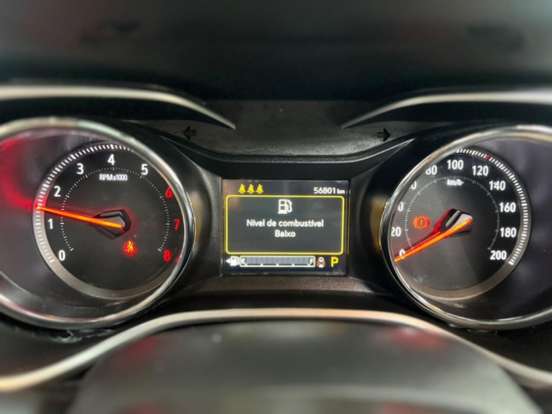 CHEVROLET-TRACKER-2024