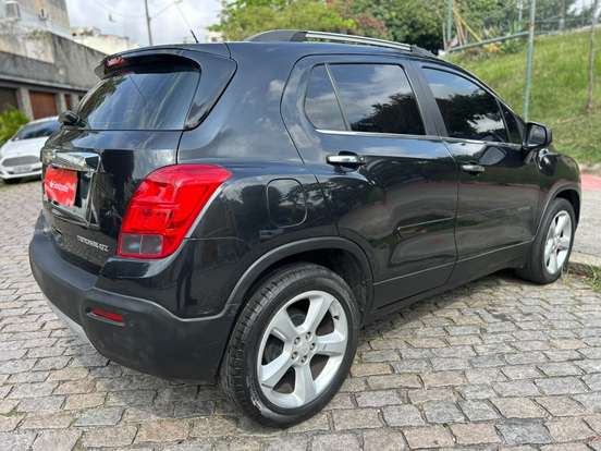 CHEVROLET-TRACKER-2014
