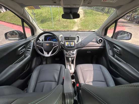CHEVROLET-TRACKER-2014