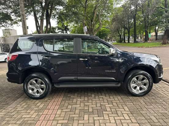 CHEVROLET-TRAILBLAZER-2021