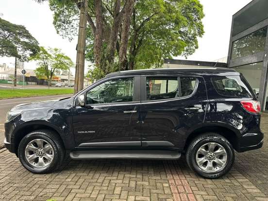 CHEVROLET-TRAILBLAZER-2021