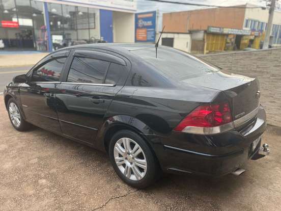 CHEVROLET-VECTRA-2010