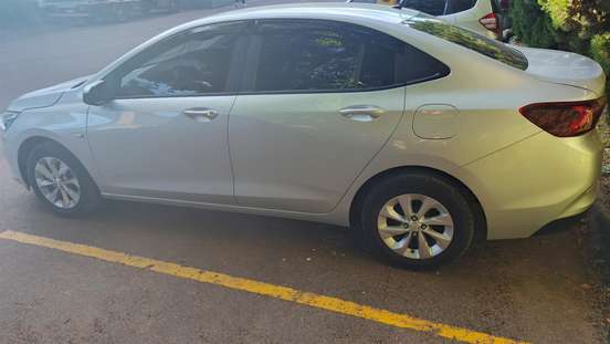 CHEVROLET-ONIX-2019