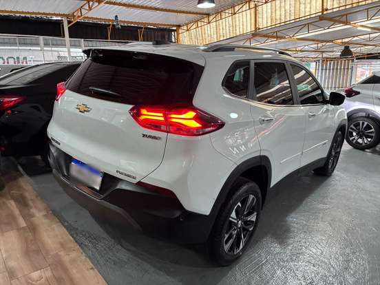 CHEVROLET-TRACKER-2022
