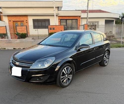 CHEVROLET VECTRA 2.0 MPFI GT-X HATCH 8V FLEX 4P MANUAL