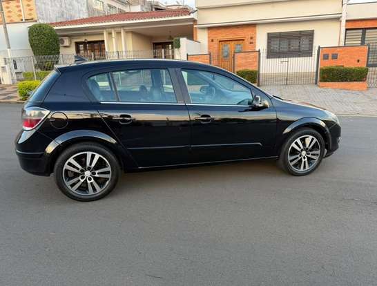 CHEVROLET-VECTRA-2.0 MPFI GT-X HATCH 8V FLEX 4P MANUAL CHEVROLET-VECTRA-2009