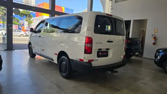 CITROËN-JUMPY-2023