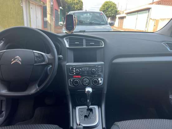 CITROËN-C4 LOUNGE-2.0 MPFI TENDANCE 16V FLEX 4P MANUAL CITROËN-C4 LOUNGE-2014