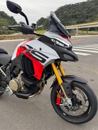 DUCATI MULTISTRADA 1200 V4 S 