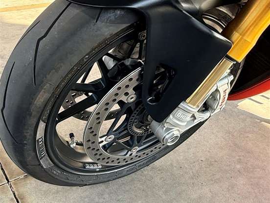 DUCATI-PANIGALE V4 S DUCATI-PANIGALE V4 S-2021