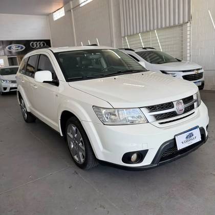 FIAT FREEMONT 2.4 PRECISION 16V GASOLINA 4P AUTOMÁTICO