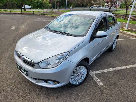 FIAT-GRAND SIENA-1.6 MPI ESSENCE 16V FLEX 4P MANUAL FIAT-GRAND SIENA-2013