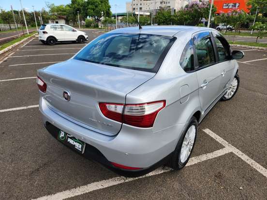 FIAT-GRAND SIENA-1.6 MPI ESSENCE 16V FLEX 4P MANUAL FIAT-GRAND SIENA-2013
