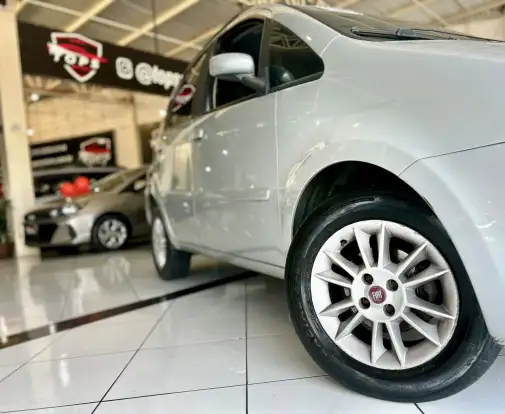 FIAT-IDEA-1.4 MPI FIRE ELX 8V FLEX 4P MANUAL FIAT-IDEA-2009