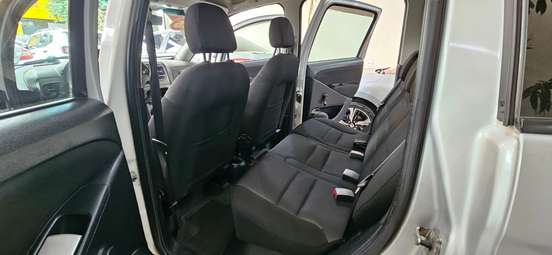 FIAT-IDEA-1.4 MPI ATTRACTIVE 8V FLEX 4P MANUAL FIAT-IDEA-2014