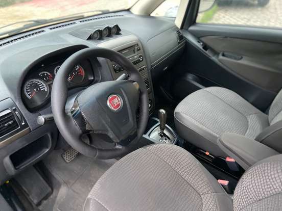 FIAT-IDEA-1.8 MPI ADVENTURE 16V FLEX 4P AUTOMATIZADO FIAT-IDEA-2010